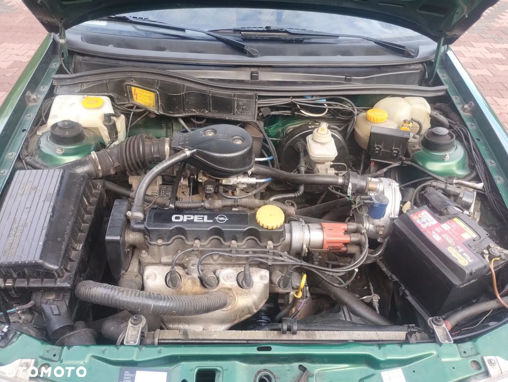 Opel Astra - 13