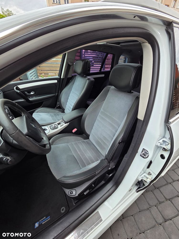 Renault Laguna 2.0 T Bose Edition - 28