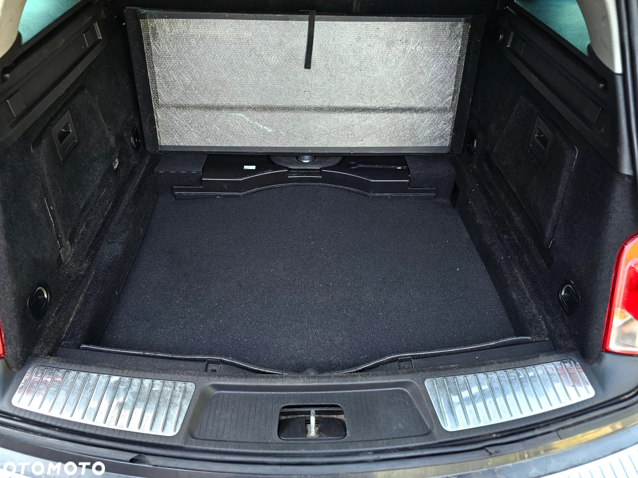 Opel Insignia 1.6 T Cosmo - 25