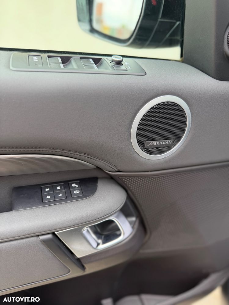 Land Rover Discovery - 30