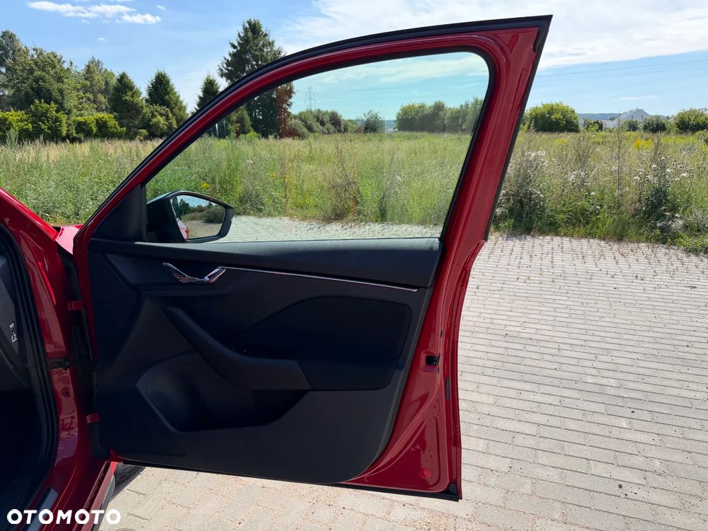 Skoda Kamiq 1.5 TSI Monte Carlo DSG - 10