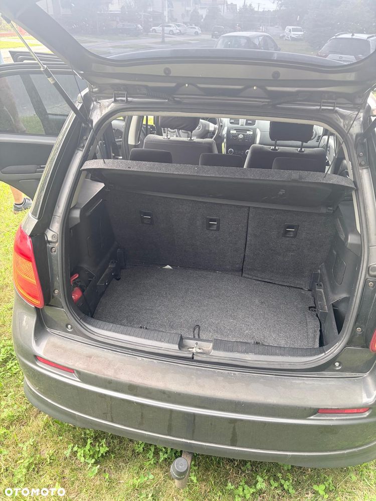 Suzuki SX4 1.6 Comfort - 1