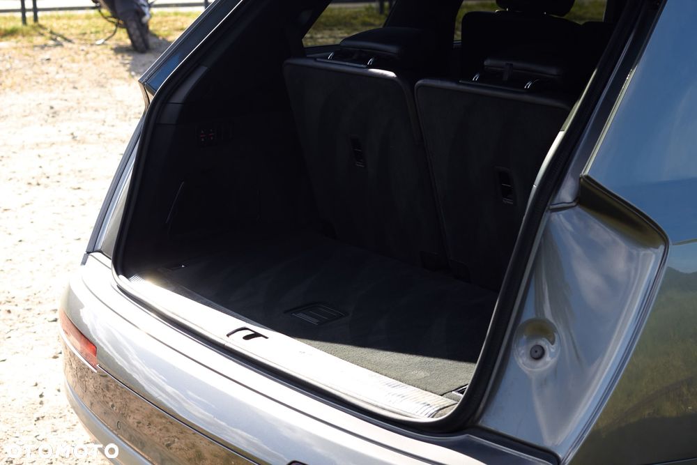Audi Q7 - 11