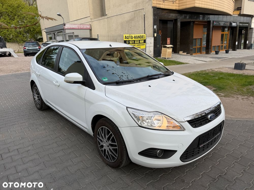 Ford Focus 1.6 16V Viva I - 11