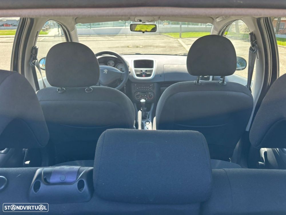 Peugeot 206+ - 9