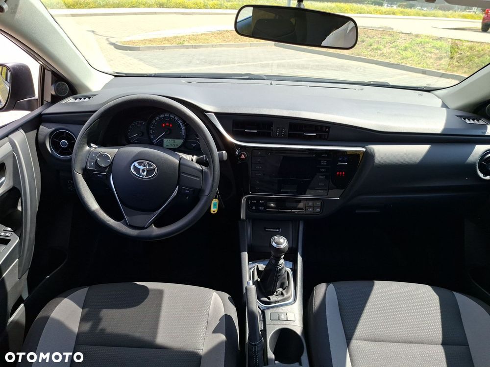 Toyota Auris 1.33 VVT-i Active - 15