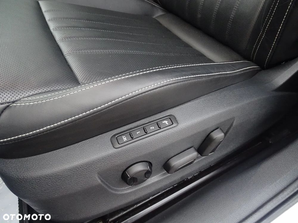 Skoda Superb 2.0 TDI SCR Style DSG - 29