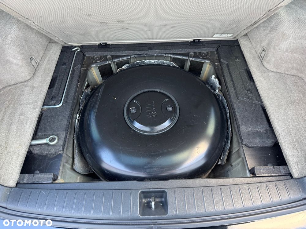 Subaru Outback 2.5RC NAV - 24