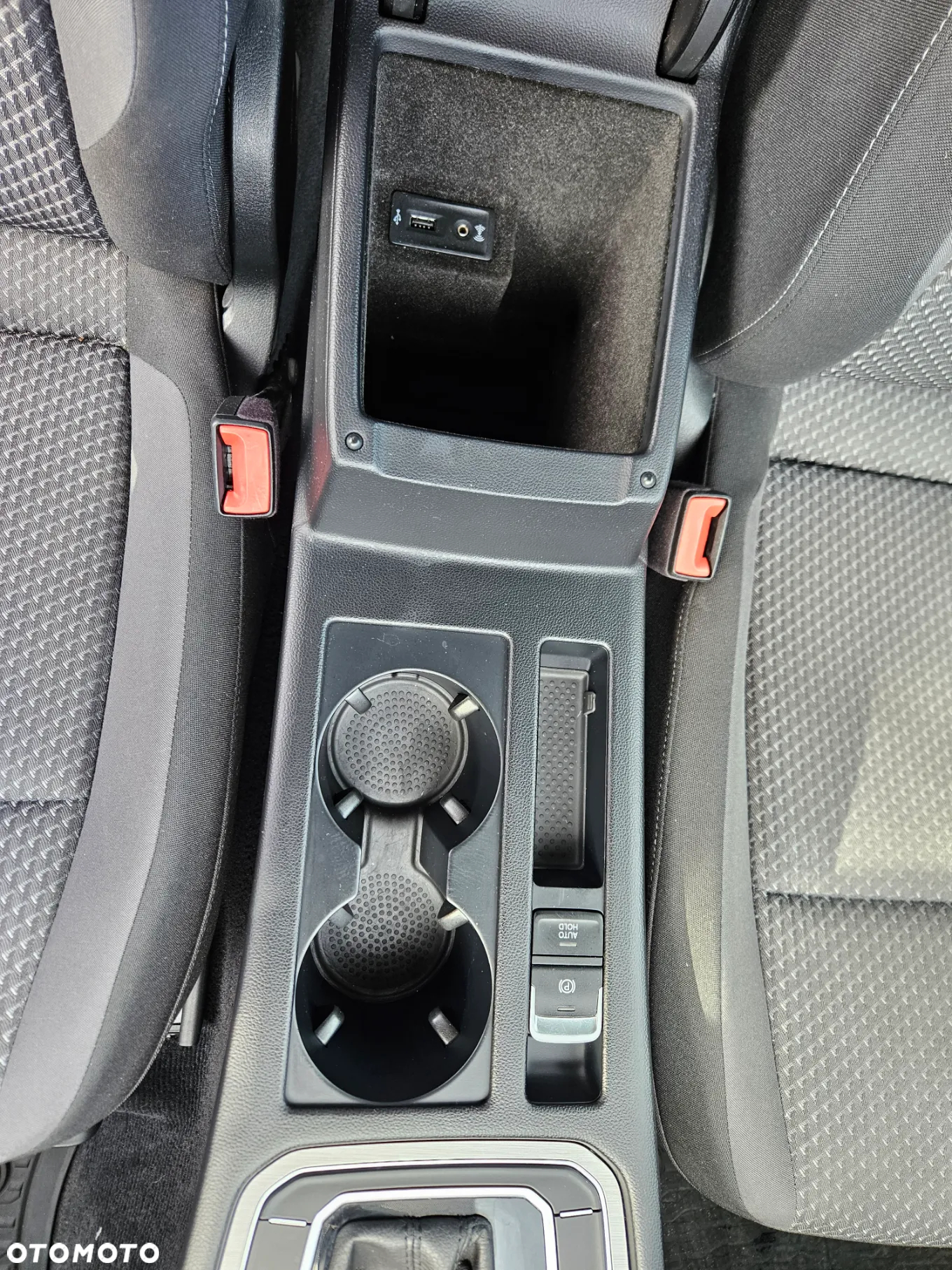 Volkswagen Passat 2.0 TDI BMT Trendline DSG7 - 24