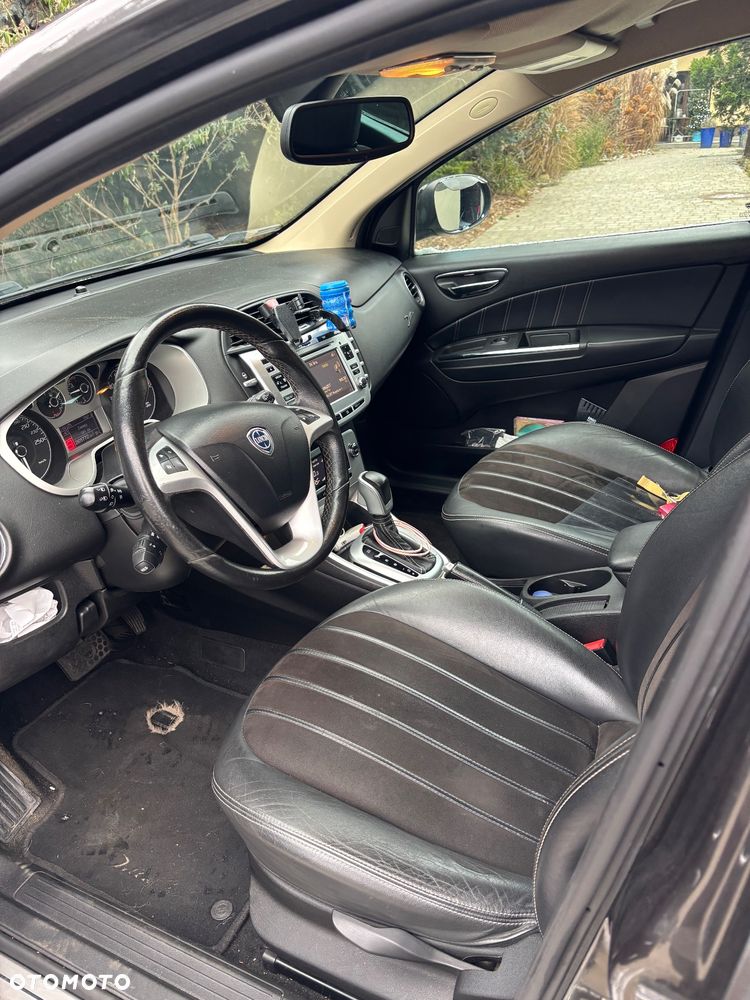 Lancia Delta 1.8 Di TurboJet 16v Automatik Gold - 6