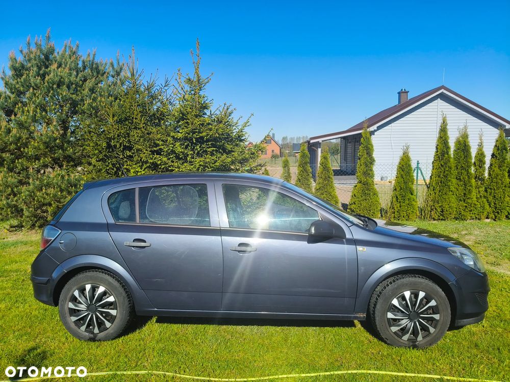 Opel Astra - 2