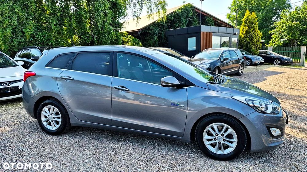 Hyundai i30 1.6 GDI Premium - 9