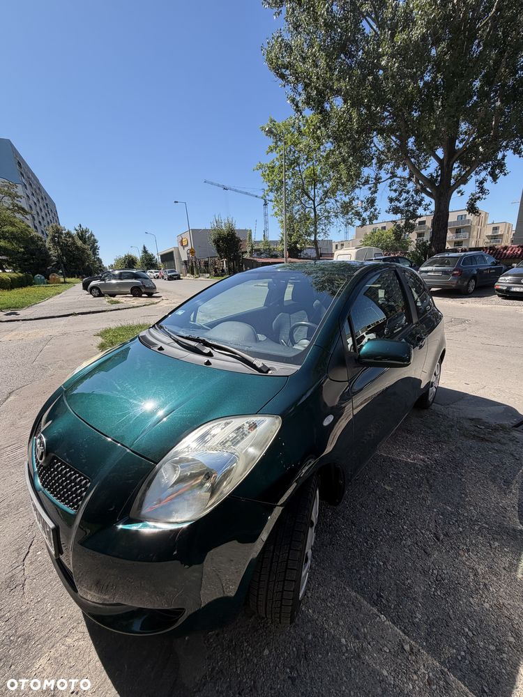 Toyota Yaris 1.0 Luna A/C - 2