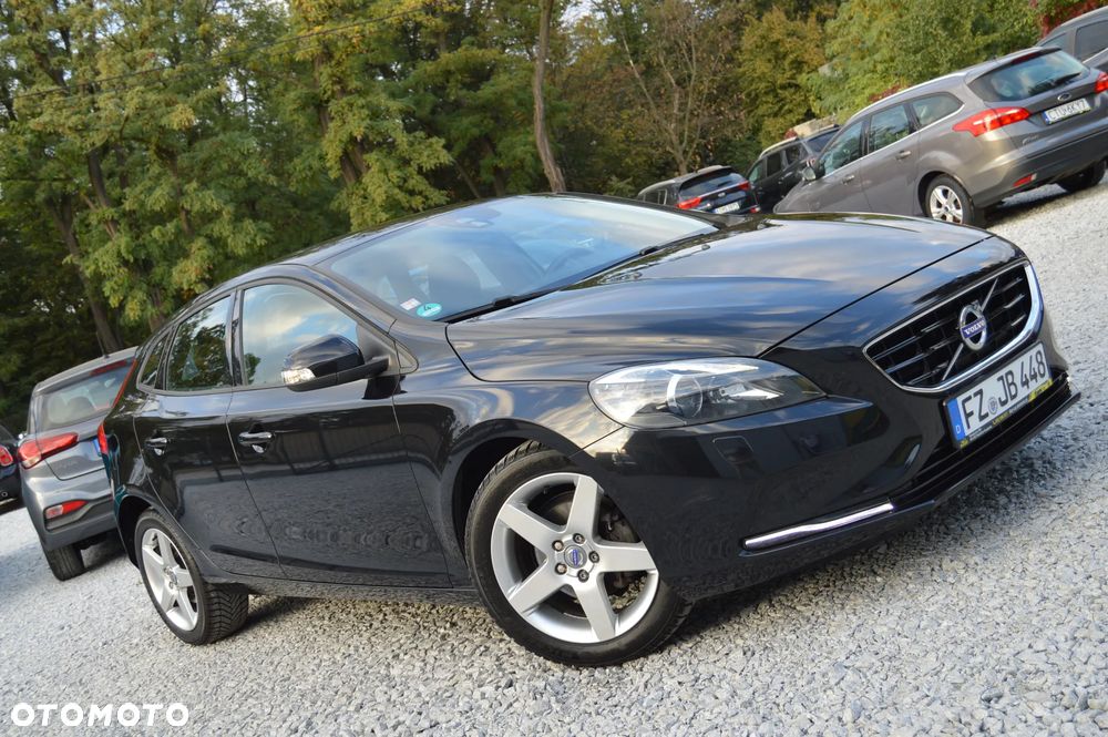 Volvo V40 D2 Momentum - 17