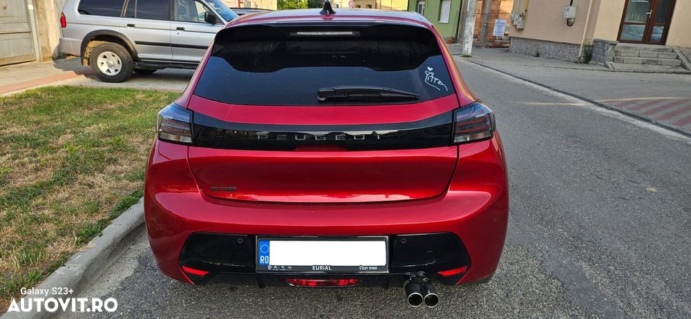 Peugeot 208 1.2 L PureTech STT EAT8 Allure - 3