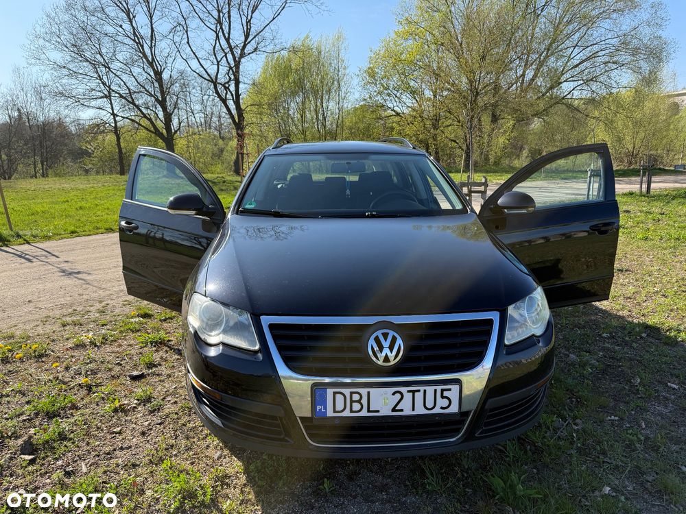 Volkswagen Passat 2.0 TDI DPF Highline - 21
