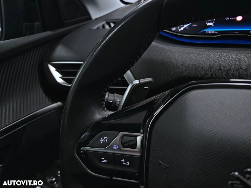 Peugeot 5008 PureTech 130 EAT8 Stop & Start Allure - 23