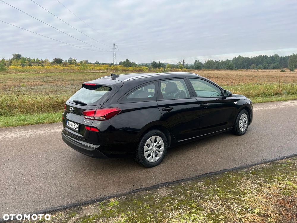 Hyundai i30 1.5 DPI Modern - 12