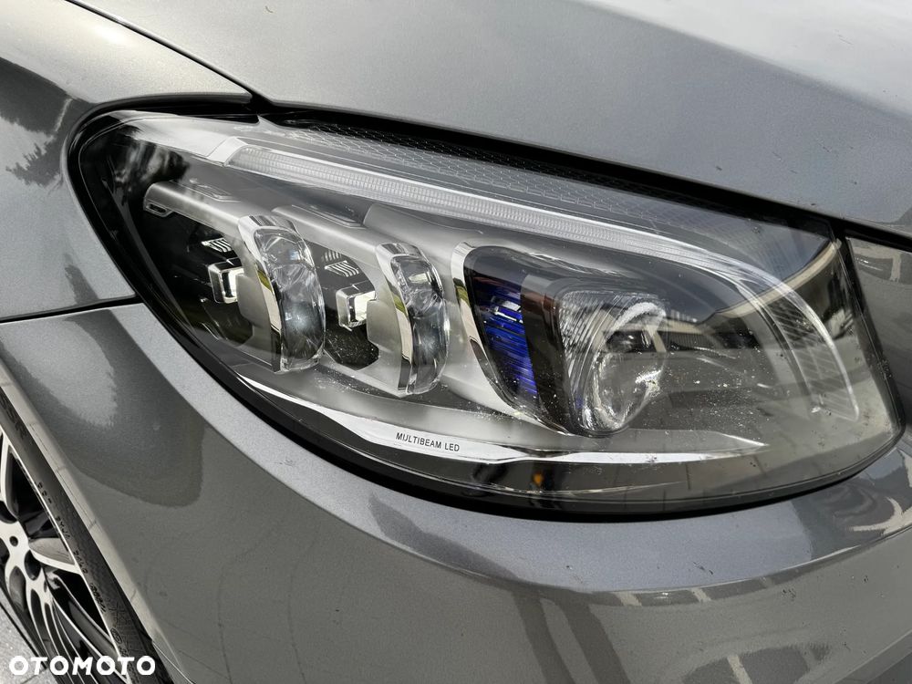 Mercedes-Benz Klasa C 300 d 4MATIC 9G-TRONIC - 6