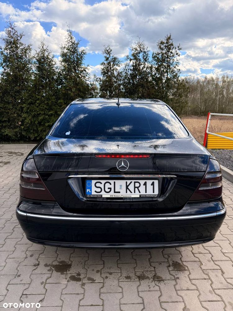 Mercedes-Benz Klasa E 270 CDI T Avantgarde - 9