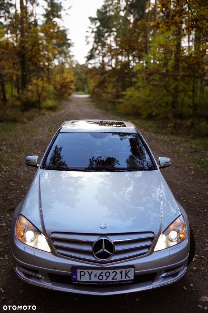 Mercedes-Benz Klasa C 350 CDI DPF 4Matic 7G-TRONIC BlueEFFICIENCY Elegance - 3