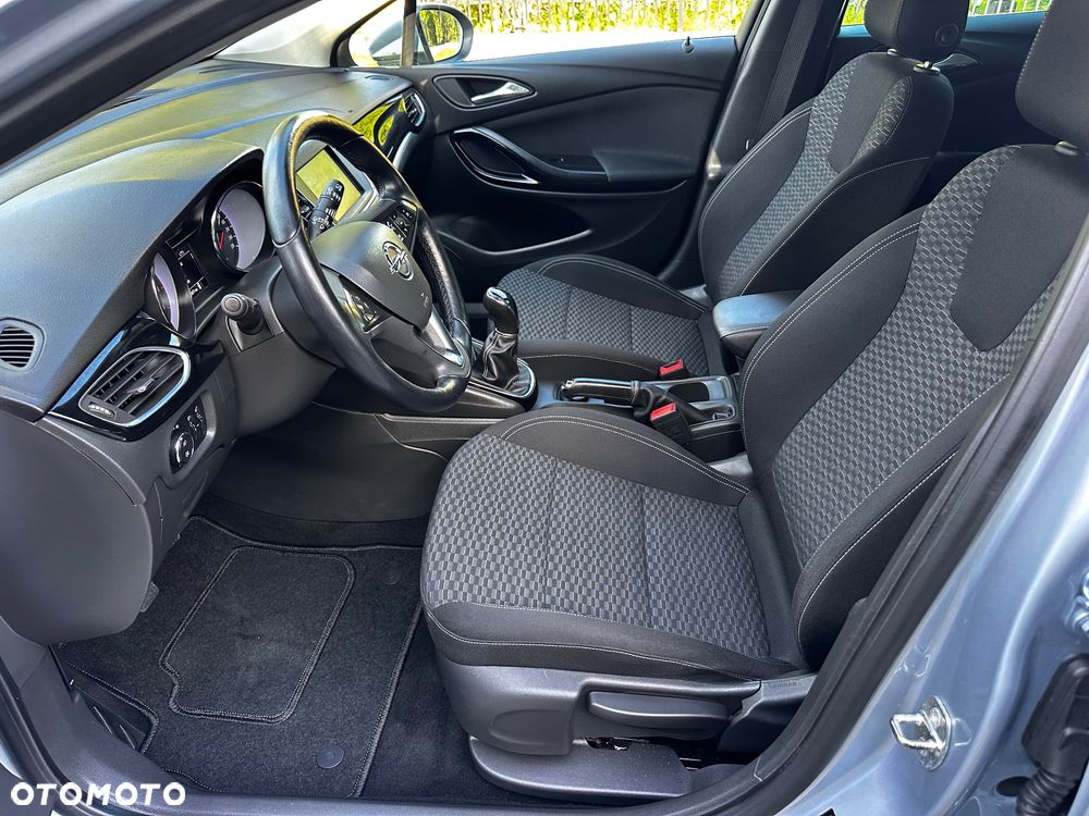 Opel Astra 1.4 Turbo Business - 20
