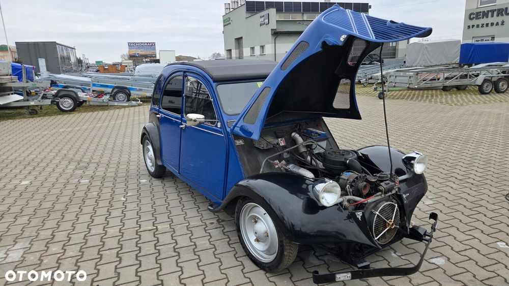 Citroën 2 CV - 7
