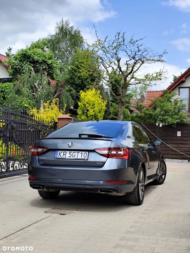 Skoda Superb 2.0 TSI 4x4 Sportline DSG - 3