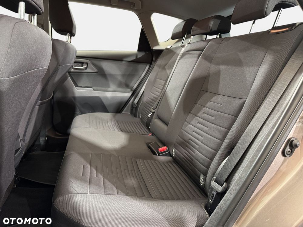 Toyota Auris - 13