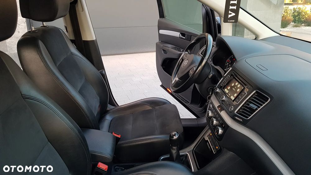 Volkswagen Sharan 2.0 TDI (BlueMotion Technology) Highline - 17