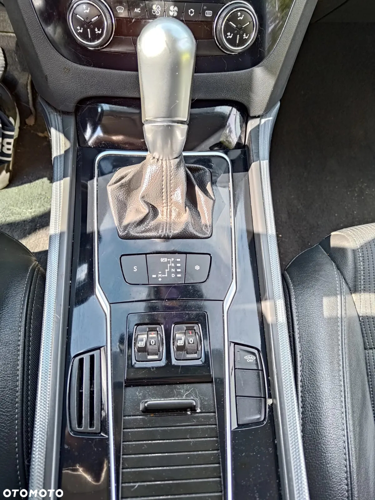 Peugeot 508 1.6 e-THP Allure S&S - 12