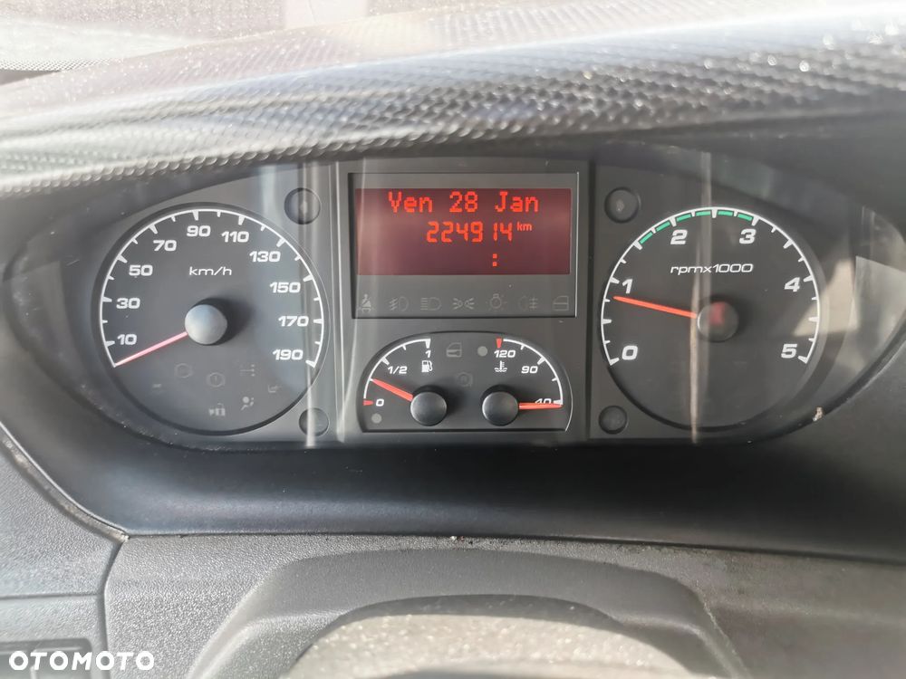 Iveco Daily 35C11 Brygadówka wywrotka Dubel hak 3,5t kiper doka - 14