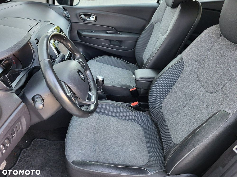 Renault Captur - 19