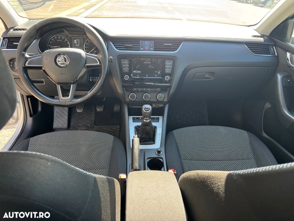 Skoda Octavia 1.6 TDI 4x4 Ambition - 9