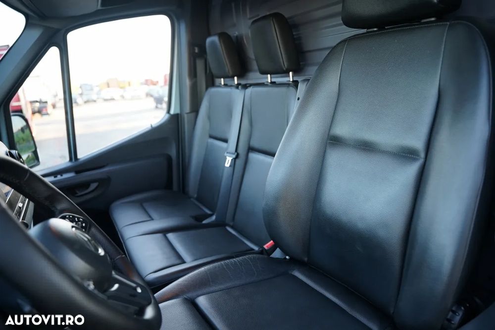 Mercedes-Benz SPRINTER 315 CDI / FURGON / AUTOUTILITARĂ / FULL LED / AUTOMATĂ / 3 LOCURI / IMPORTATĂ - 28