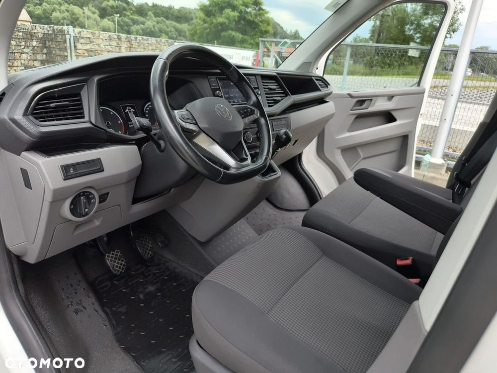 Volkswagen Transporter - 9