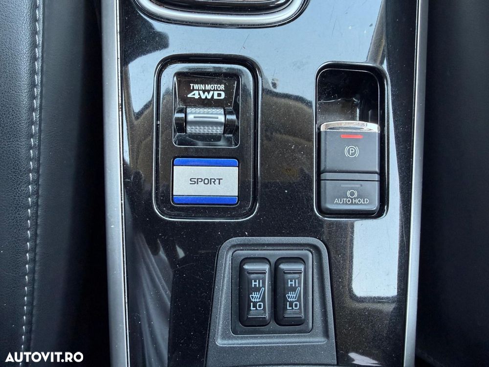 Mitsubishi Outlander 2.0L AS&G CVT Instyle - 25