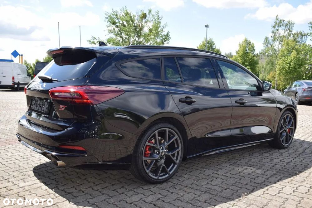 Ford Focus 2.3 EcoBoost ST X - 6