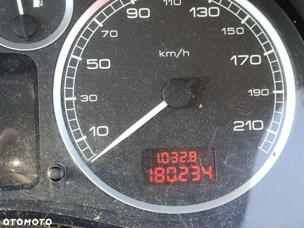 Peugeot 307 - 12