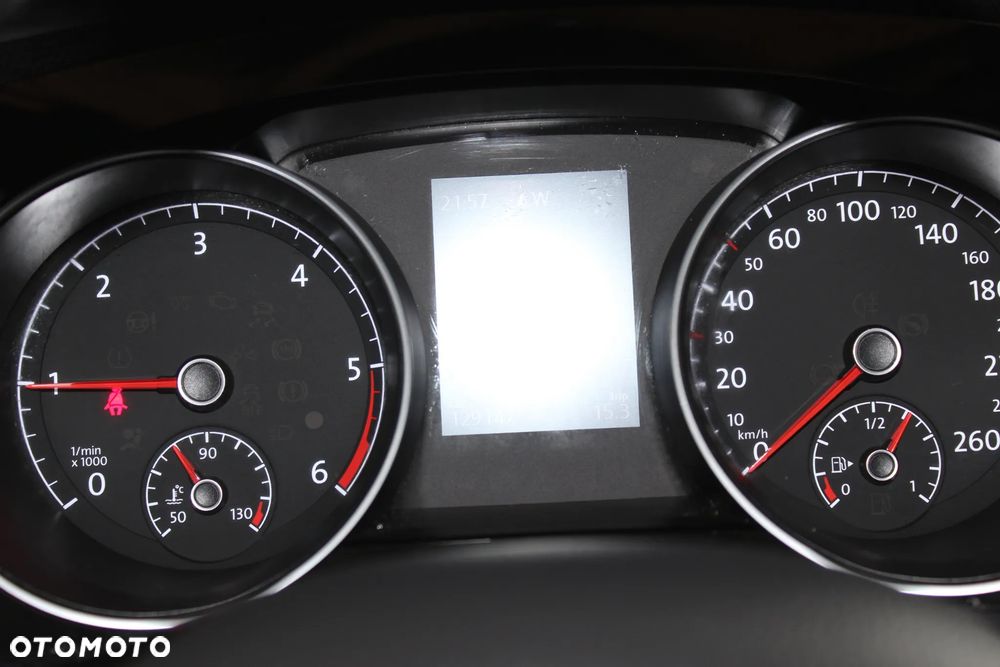 Volkswagen Touran 2.0 TDI BMT United - 16