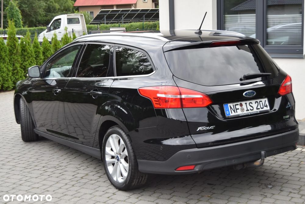 Ford Focus 1.0 EcoBoost Titanium Business - 12