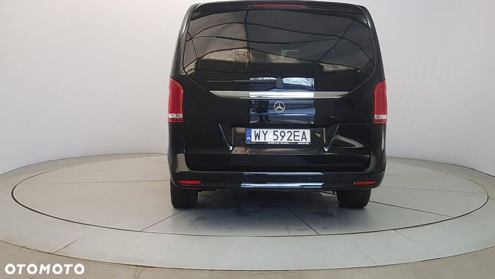 Mercedes-Benz Klasa V - 7