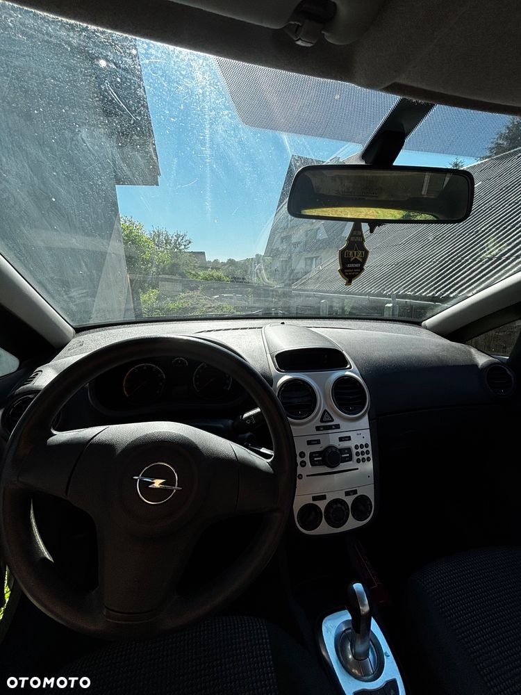 Opel Corsa - 2