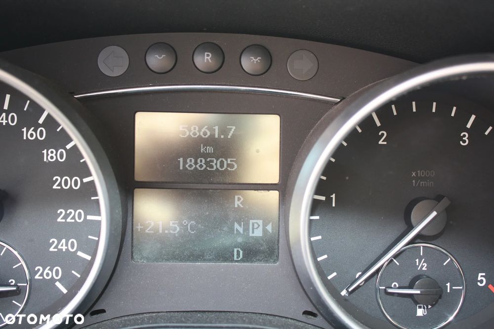 Mercedes-Benz ML 280 CDI 4Matic 7G-TRONIC - 9