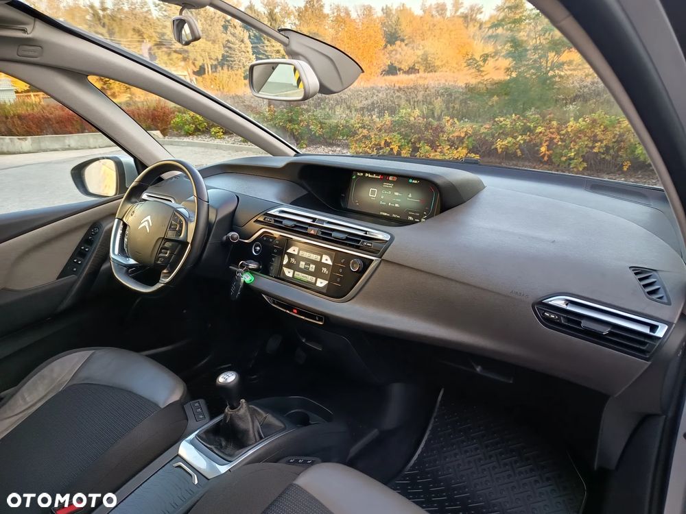 Citroën C4 Grand Picasso e-HDi 115 Exclusive - 33