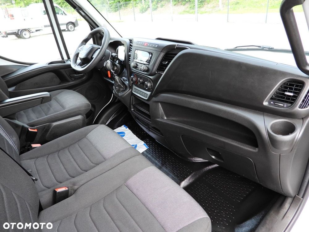 Iveco DAILY 35S18 PLANDEKA 10 PALET TEMPOMAT LEDY KLIMATYZACJA  180KM - 40