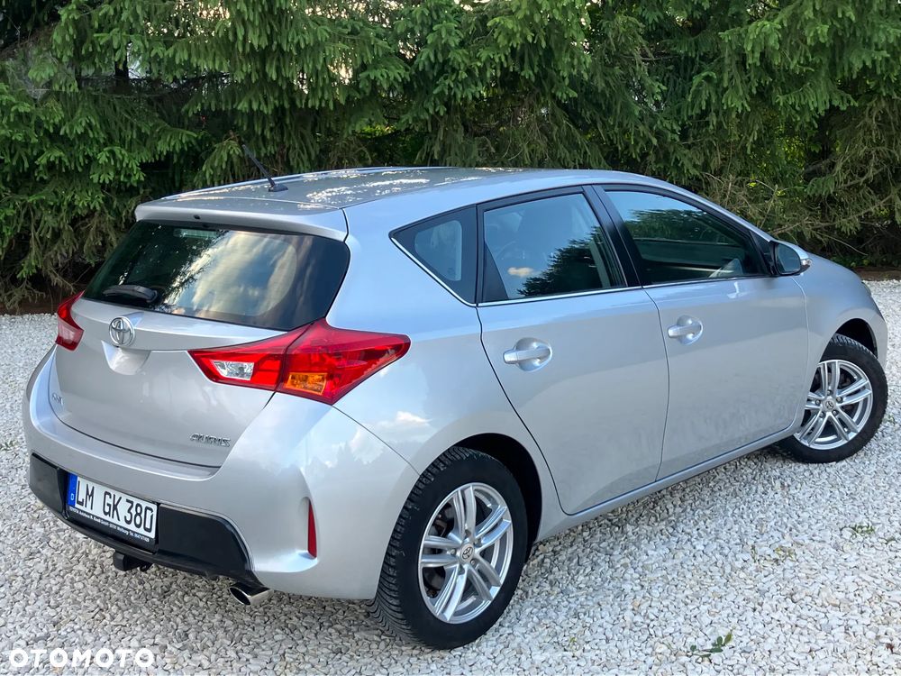 Toyota Auris 1.6 Prestige - 14