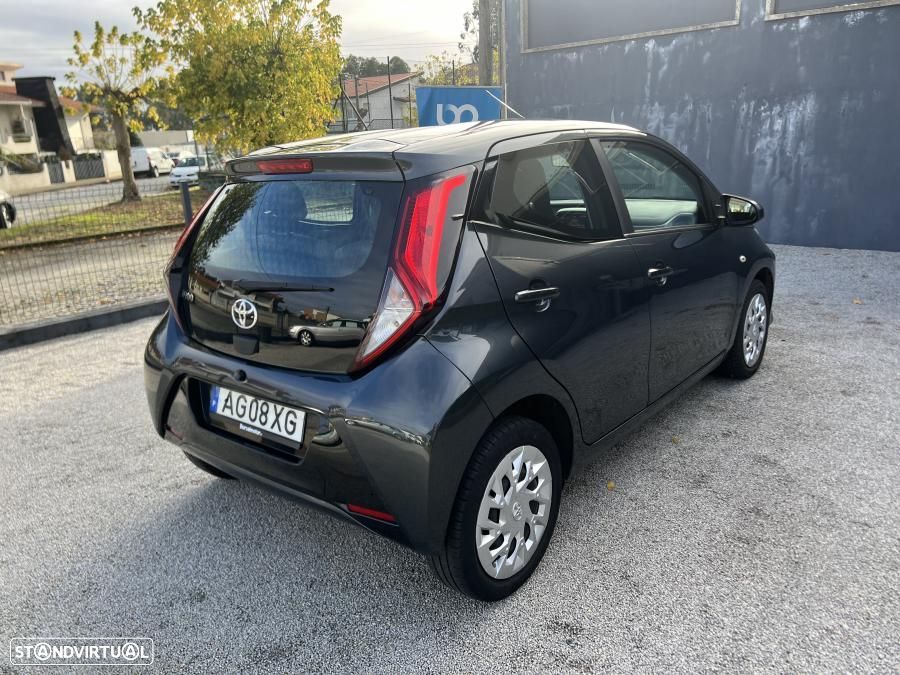 Toyota Aygo 1.0 X-Play+X-Touch - 6