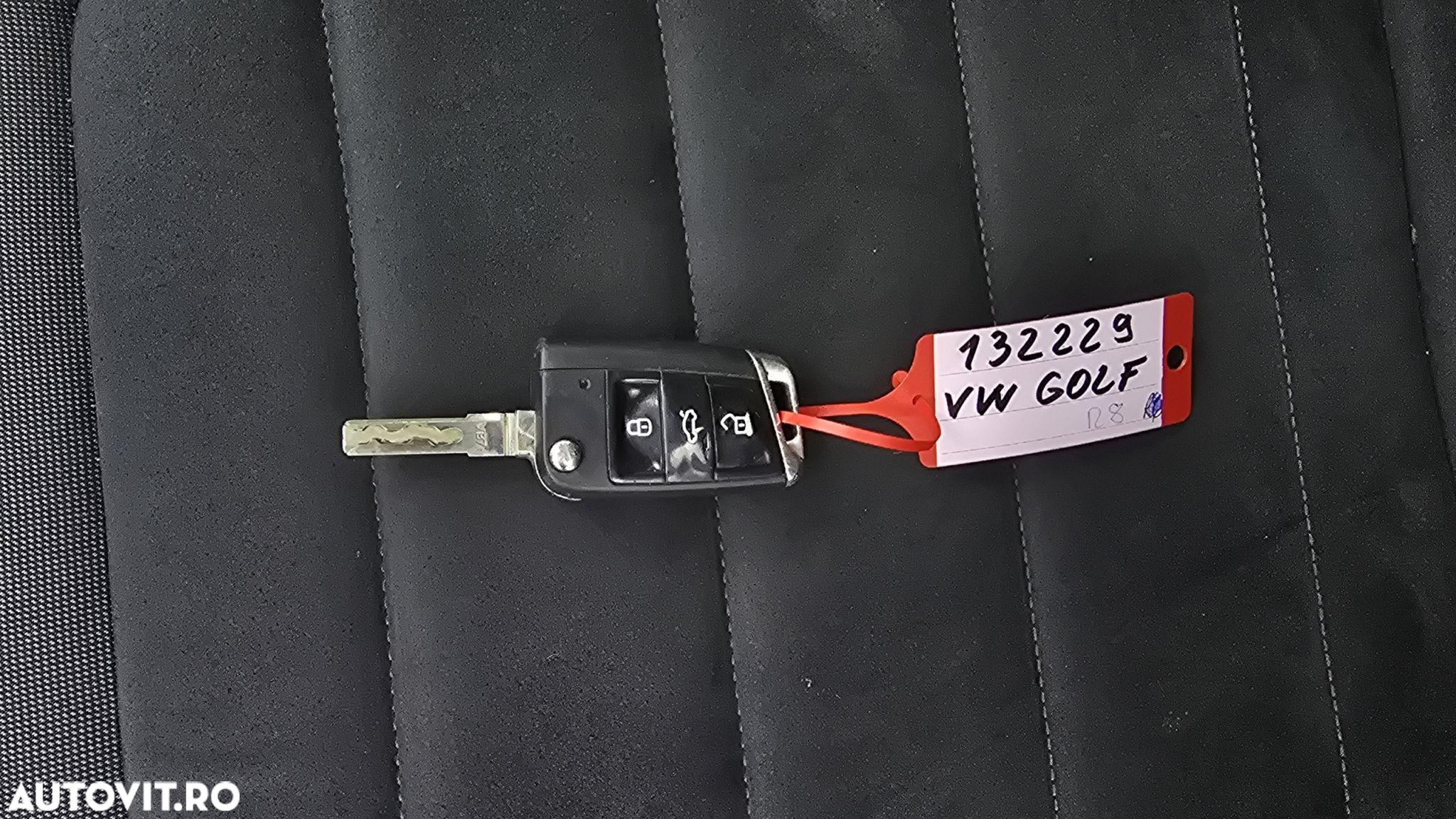 Volkswagen Golf - 21