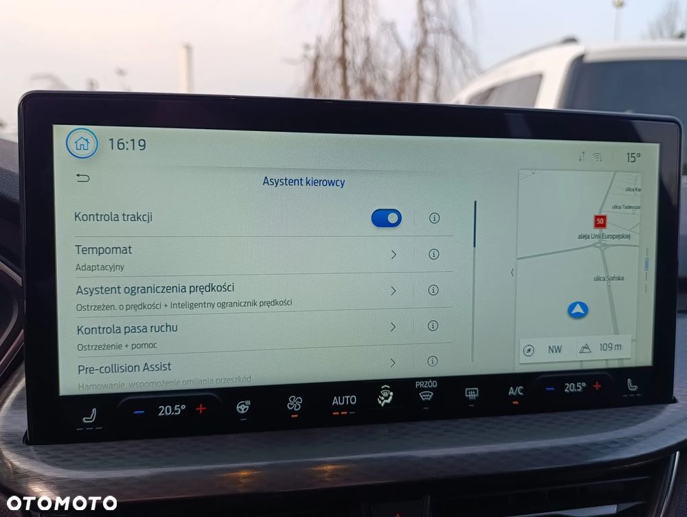Ford Kuga 1.5 EcoBoost FWD Titanium - 25